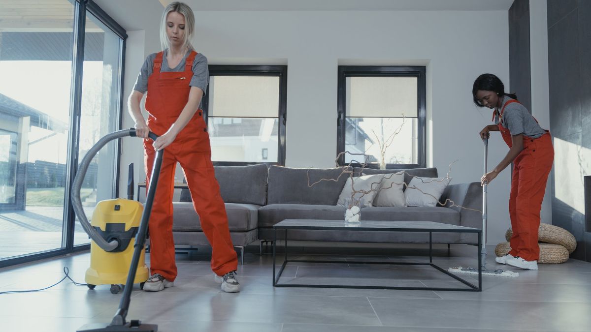 Branded vacuum cleaner for shop home